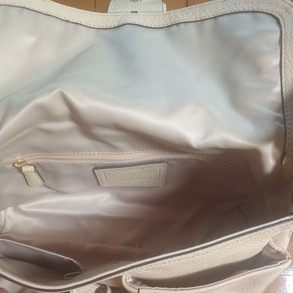 Coach M0769-11842 Cream Brown Handle Buckle Snap Hobo Leather Purse - Picture 10 of 10